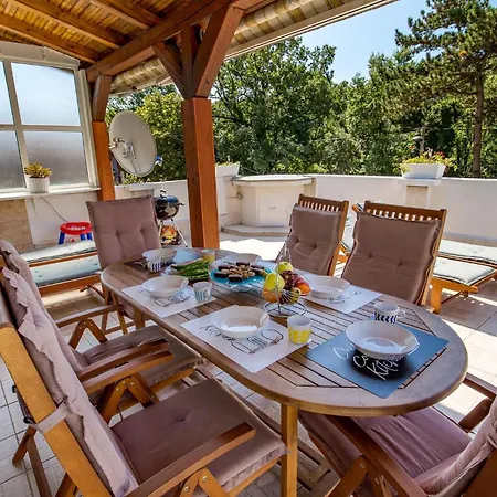 Lejlighed 2 Bedroom Beautiful In *