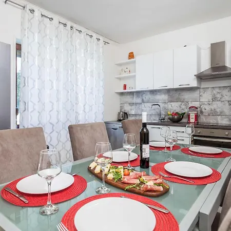 Apartman In *
